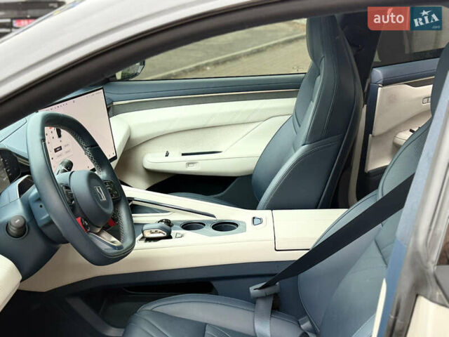 Бежевый Zeekr 001, объемом двигателя 0 л и пробегом 16 тыс. км за 42999 $, фото 14 на Automoto.ua