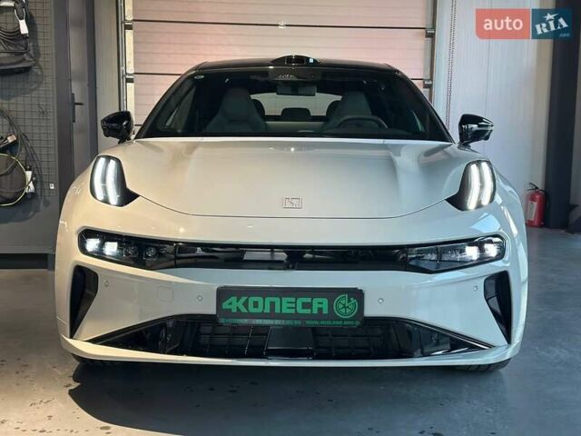 Бежевый Zeekr 001, объемом двигателя 0 л и пробегом 1 тыс. км за 39900 $, фото 4 на Automoto.ua
