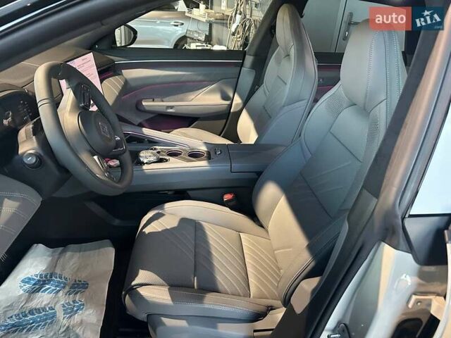 Бежевый Zeekr 001, объемом двигателя 0 л и пробегом 1 тыс. км за 39900 $, фото 14 на Automoto.ua