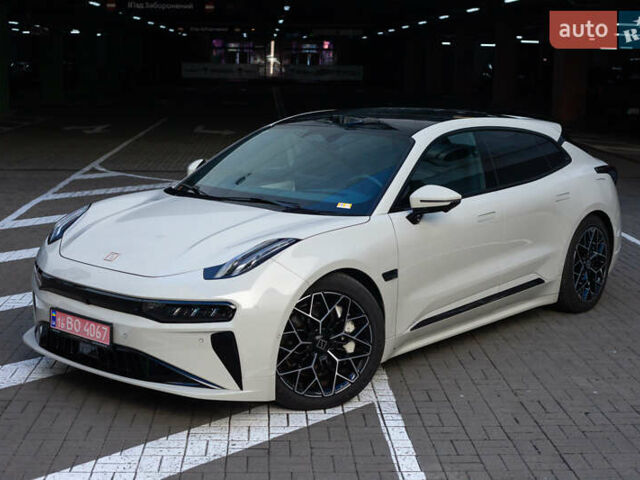 Бежевый Zeekr 001, объемом двигателя 0 л и пробегом 8 тыс. км за 42900 $, фото 12 на Automoto.ua