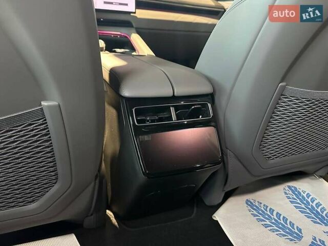 Бежевый Zeekr 001, объемом двигателя 0 л и пробегом 1 тыс. км за 39900 $, фото 30 на Automoto.ua