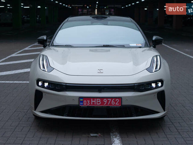 Бежевий Zeekr 001, об'ємом двигуна 0 л та пробігом 15 тис. км за 45900 $, фото 1 на Automoto.ua