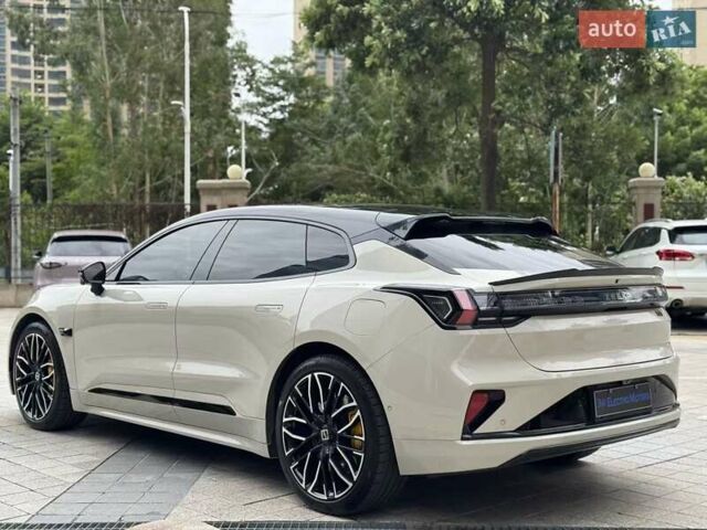 Бежевый Zeekr 001, объемом двигателя 0 л и пробегом 22 тыс. км за 42999 $, фото 3 на Automoto.ua
