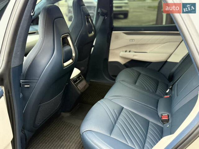 Бежевый Zeekr 001, объемом двигателя 0 л и пробегом 16 тыс. км за 42999 $, фото 18 на Automoto.ua