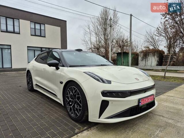 Бежевый Zeekr 001, объемом двигателя 0 л и пробегом 8 тыс. км за 44900 $, фото 5 на Automoto.ua