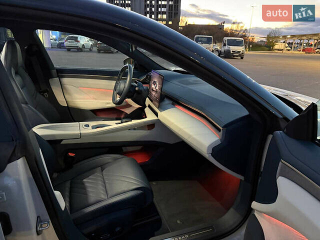 Бежевый Zeekr 001, объемом двигателя 0 л и пробегом 12 тыс. км за 46777 $, фото 22 на Automoto.ua