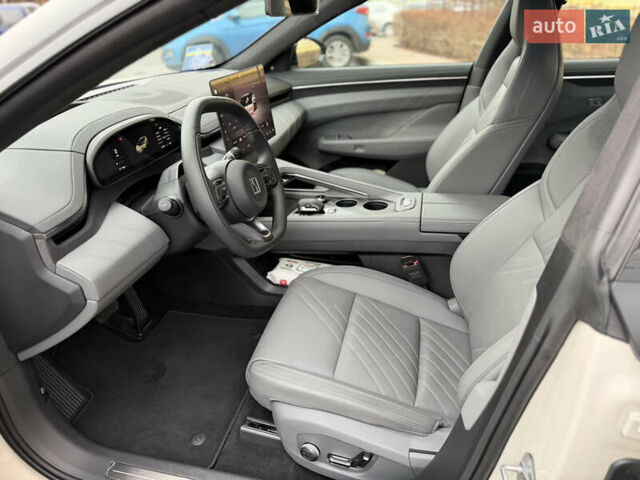 Бежевый Zeekr 001, объемом двигателя 0 л и пробегом 10 тыс. км за 36900 $, фото 7 на Automoto.ua