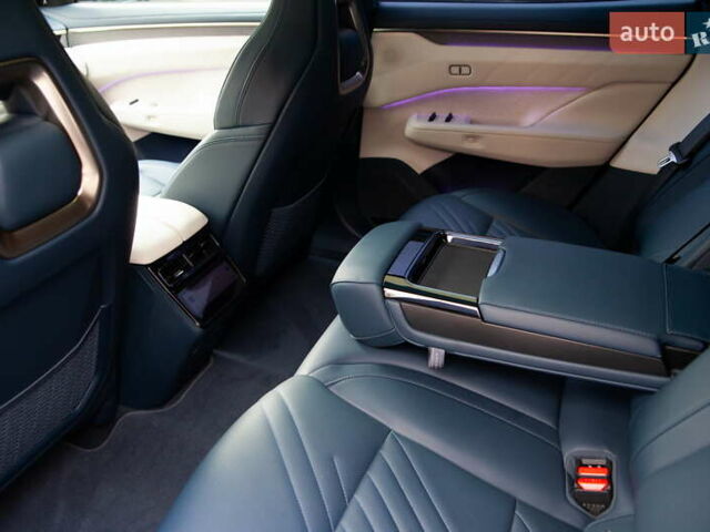 Бежевый Zeekr 001, объемом двигателя 0 л и пробегом 8 тыс. км за 42900 $, фото 24 на Automoto.ua