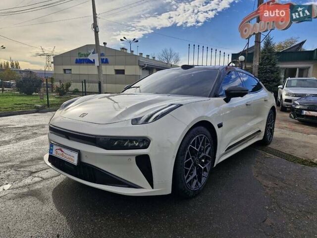 Zeekr 001 2025 в Николаеве на Automoto.ua Бежевый Zeekr 001, объемом двигателя 0 л и пробегом 10 тыс. км за 51999 $, фото 2 на Automoto.ua