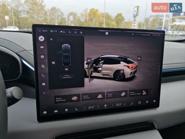 Zeekr 001 2025 в Николаеве на Automoto.ua Бежевый Zeekr 001, объемом двигателя 0 л и пробегом 10 тыс. км за 51999 $, фото 26 на Automoto.ua