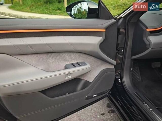 Черный Zeekr 001, объемом двигателя 0 л и пробегом 6 тыс. км за 43900 $, фото 10 на Automoto.ua