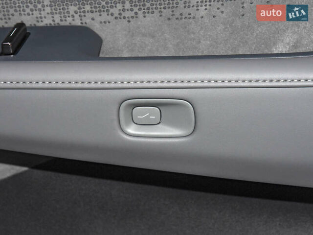 Черный Zeekr 001, объемом двигателя 0 л и пробегом 1 тыс. км за 37200 $, фото 39 на Automoto.ua