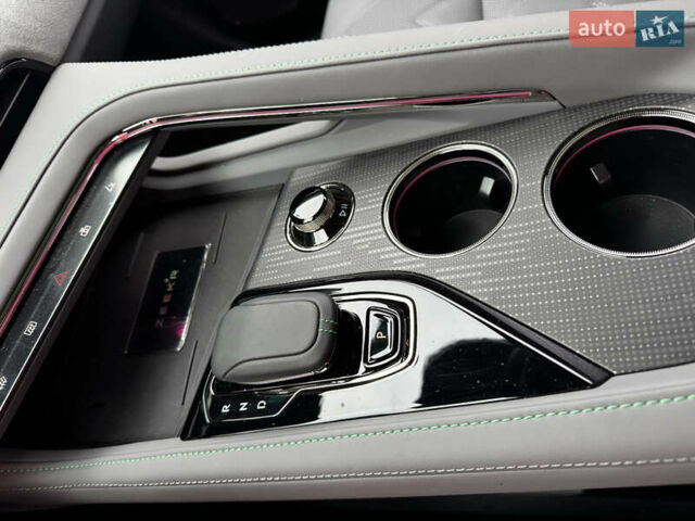Черный Zeekr 001, объемом двигателя 0 л и пробегом 1 тыс. км за 35900 $, фото 21 на Automoto.ua
