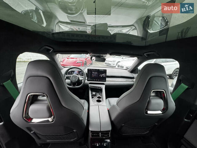 Черный Zeekr 001, объемом двигателя 0 л и пробегом 1 тыс. км за 35900 $, фото 8 на Automoto.ua
