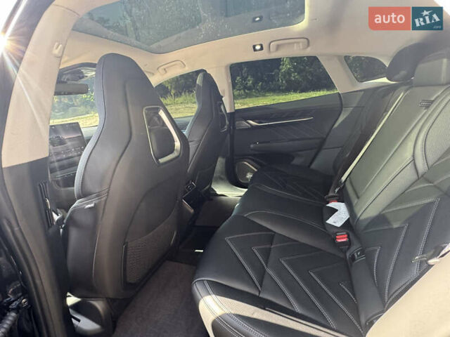 Черный Zeekr 001, объемом двигателя 0 л и пробегом 9 тыс. км за 41500 $, фото 12 на Automoto.ua