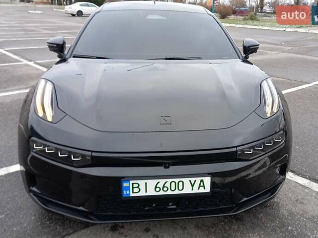 Черный Zeekr 001, объемом двигателя 0 л и пробегом 39 тыс. км за 37400 $, фото 1 на Automoto.ua