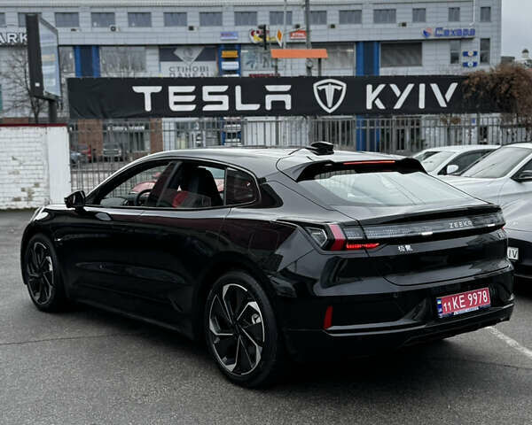 Черный Zeekr 001, объемом двигателя 0 л и пробегом 1 тыс. км за 35900 $, фото 31 на Automoto.ua