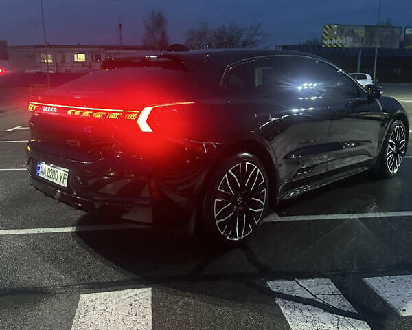 Чорний Zeekr 001, об'ємом двигуна 0 л та пробігом 37 тис. км за 42800 $, фото 3 на Automoto.ua