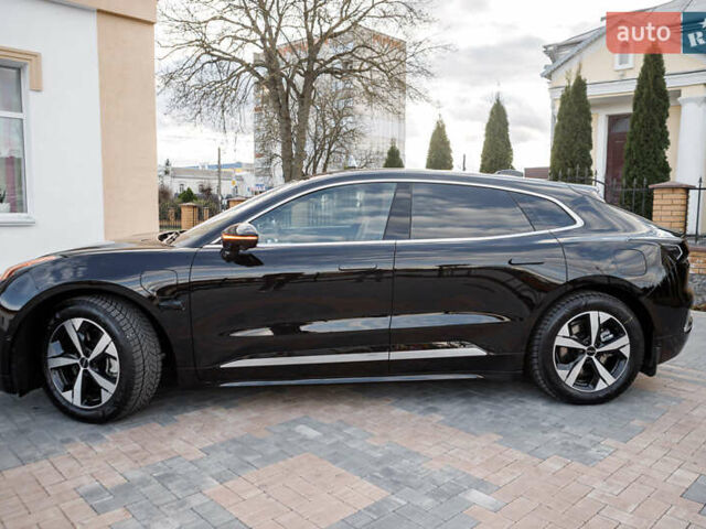 Zeekr 001 2023 у Бару на Automoto.ua Чорний Zeekr 001, об'ємом двигуна 0 л та пробігом 43 тис. км за 33900 $, фото 3 на Automoto.ua