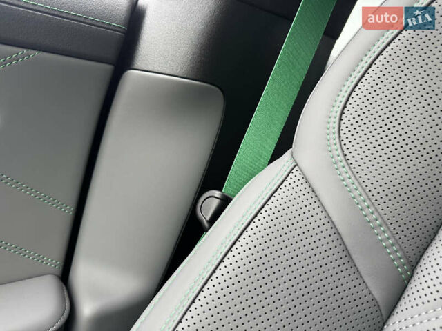 Черный Zeekr 001, объемом двигателя 0 л и пробегом 1 тыс. км за 35900 $, фото 19 на Automoto.ua