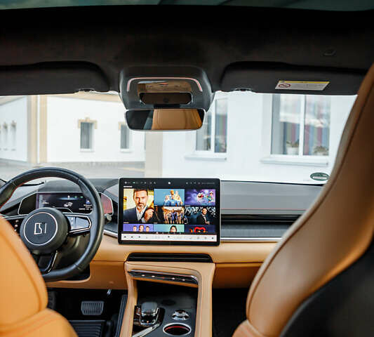 Zeekr 001 2023 у Бару на Automoto.ua Чорний Zeekr 001, об'ємом двигуна 0 л та пробігом 43 тис. км за 33900 $, фото 37 на Automoto.ua