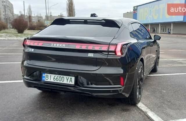 Черный Zeekr 001, объемом двигателя 0 л и пробегом 39 тыс. км за 37400 $, фото 5 на Automoto.ua