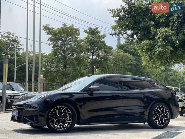 Черный Zeekr 001, объемом двигателя 0 л и пробегом 13 тыс. км за 39600 $, фото 1 на Automoto.ua