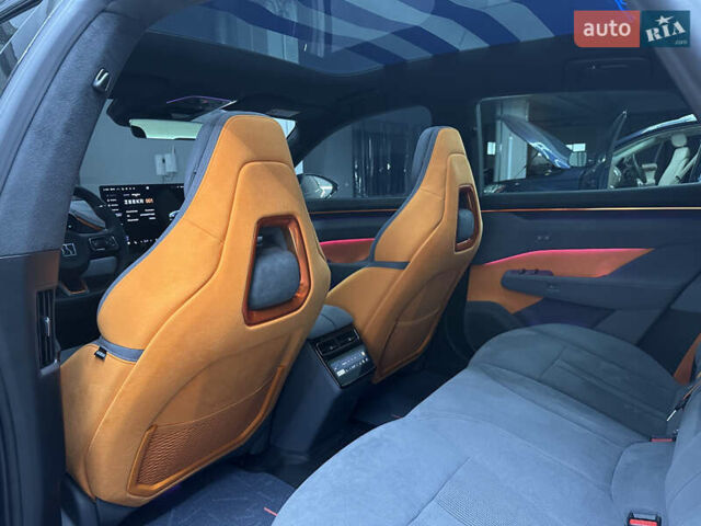 Zeekr 001 2024 у Дніпро (Дніпропетровську) на Automoto.ua Чорний Zeekr 001, об'ємом двигуна 0 л та пробігом 17 тис. км за 53000 $, фото 22 на Automoto.ua