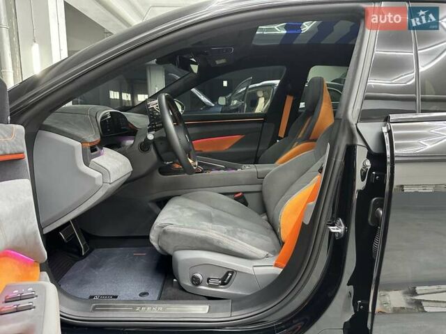 Zeekr 001 2024 у Дніпро (Дніпропетровську) на Automoto.ua Чорний Zeekr 001, об'ємом двигуна 0 л та пробігом 17 тис. км за 53000 $, фото 17 на Automoto.ua