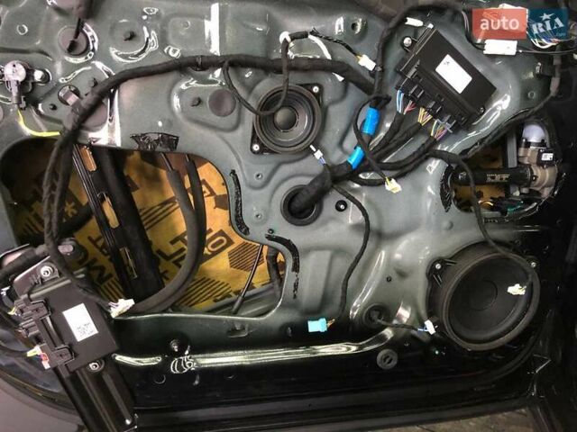 Zeekr 001 2024 у Дніпро (Дніпропетровську) на Automoto.ua Чорний Zeekr 001, об'ємом двигуна 0 л та пробігом 17 тис. км за 53000 $, фото 52 на Automoto.ua