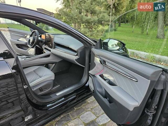 Чорний Zeekr 001, об'ємом двигуна 0 л та пробігом 13 тис. км за 37777 $, фото 35 на Automoto.ua