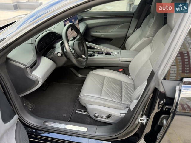 Zeekr 001 2024 у Києві на Automoto.ua Чорний Zeekr 001, об'ємом двигуна 0 л та пробігом 11 тис. км за 39999 $, фото 24 на Automoto.ua