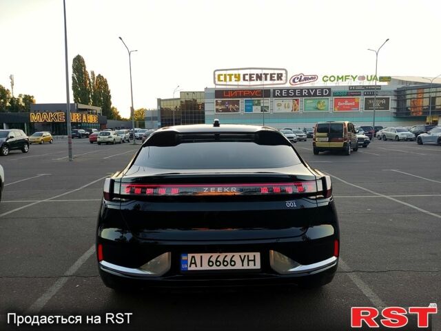 Черный Zeekr 001, объемом двигателя 0 л и пробегом 4 тыс. км за 42500 $, фото 4 на Automoto.ua