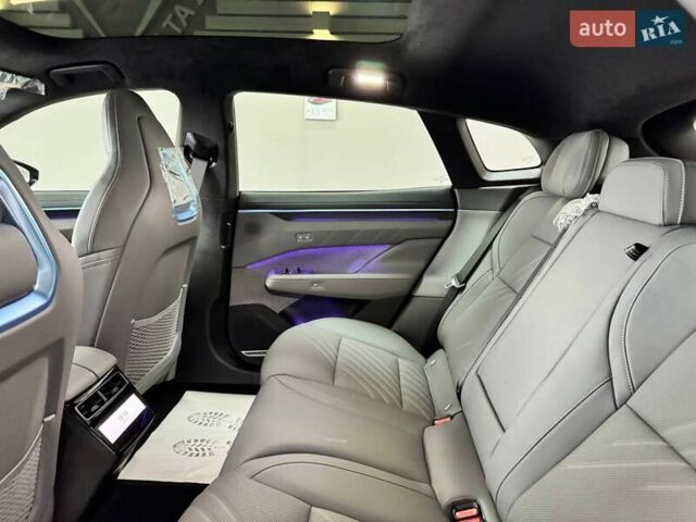Черный Zeekr 001, объемом двигателя 0 л и пробегом 1 тыс. км за 42199 $, фото 19 на Automoto.ua