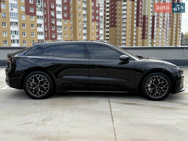 Zeekr 001 2024 у Києві на Automoto.ua Чорний Zeekr 001, об'ємом двигуна 0 л та пробігом 11 тис. км за 39999 $, фото 18 на Automoto.ua