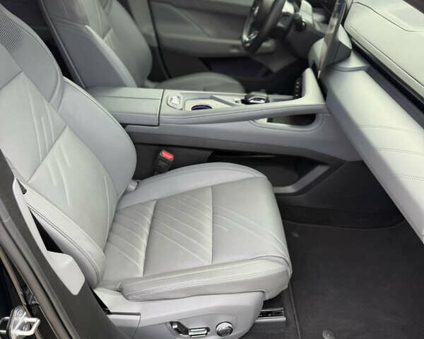 Черный Zeekr 001, объемом двигателя 0 л и пробегом 11 тыс. км за 37999 $, фото 31 на Automoto.ua