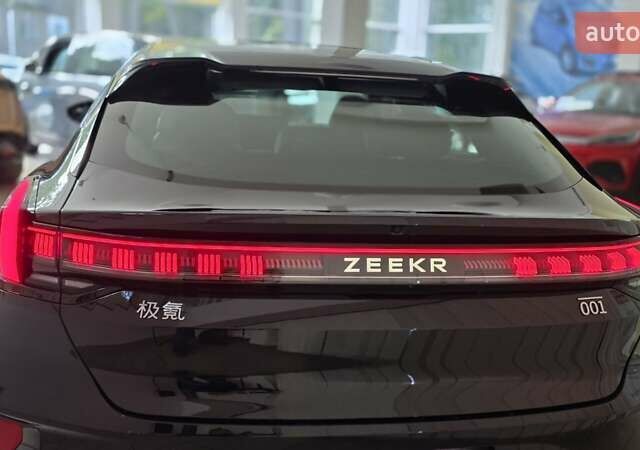Чорний Zeekr 001, об'ємом двигуна 0 л та пробігом 9 тис. км за 36900 $, фото 8 на Automoto.ua