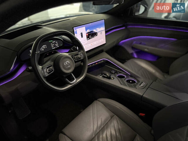 Черный Zeekr 001, объемом двигателя 0 л и пробегом 11 тыс. км за 37999 $, фото 26 на Automoto.ua