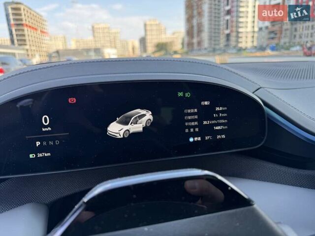 Чорний Zeekr 001, об'ємом двигуна 0 л та пробігом 14 тис. км за 47700 $, фото 16 на Automoto.ua