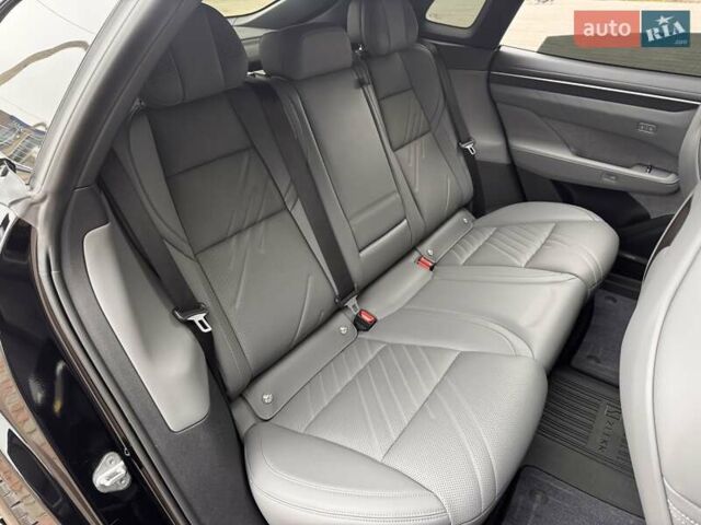 Черный Zeekr 001, объемом двигателя 0 л и пробегом 39 тыс. км за 45000 $, фото 15 на Automoto.ua