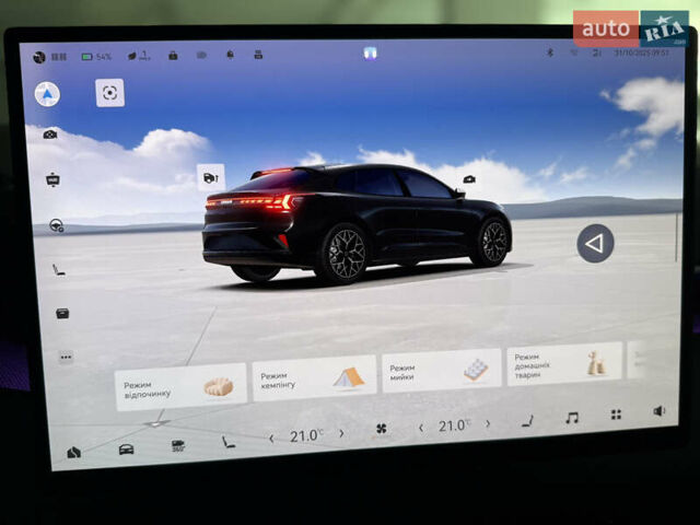 Zeekr 001 2024 у Києві на Automoto.ua Чорний Zeekr 001, об'ємом двигуна 0 л та пробігом 11 тис. км за 39999 $, фото 46 на Automoto.ua