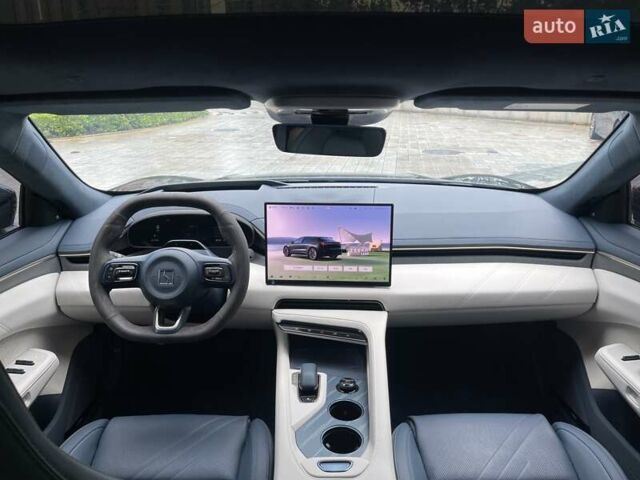 Черный Zeekr 001, объемом двигателя 0 л и пробегом 28 тыс. км за 37900 $, фото 4 на Automoto.ua