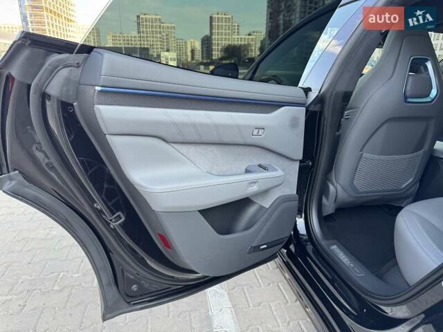 Чорний Zeekr 001, об'ємом двигуна 0 л та пробігом 14 тис. км за 47700 $, фото 7 на Automoto.ua