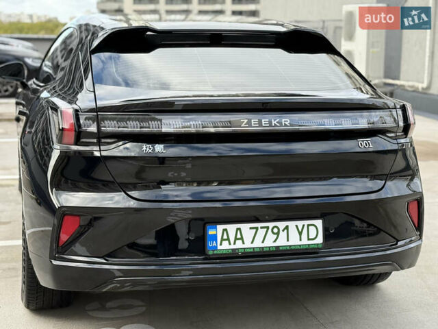 Zeekr 001 2024 у Києві на Automoto.ua Чорний Zeekr 001, об'ємом двигуна 0 л та пробігом 11 тис. км за 39999 $, фото 14 на Automoto.ua