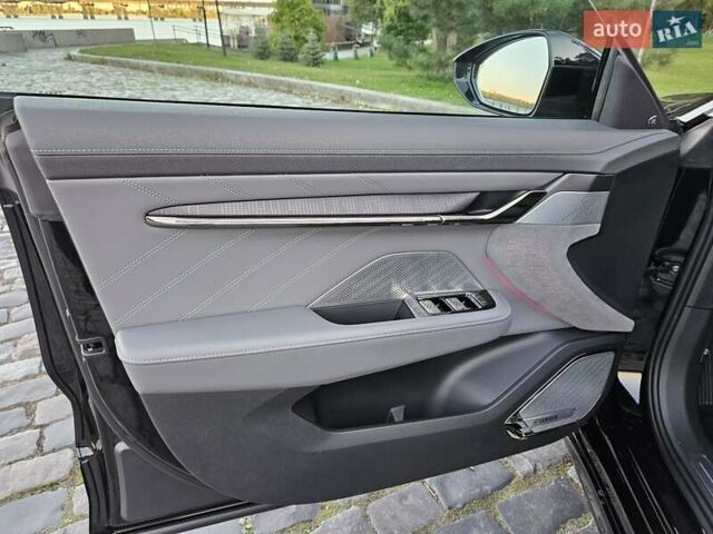 Чорний Zeekr 001, об'ємом двигуна 0 л та пробігом 13 тис. км за 37777 $, фото 17 на Automoto.ua