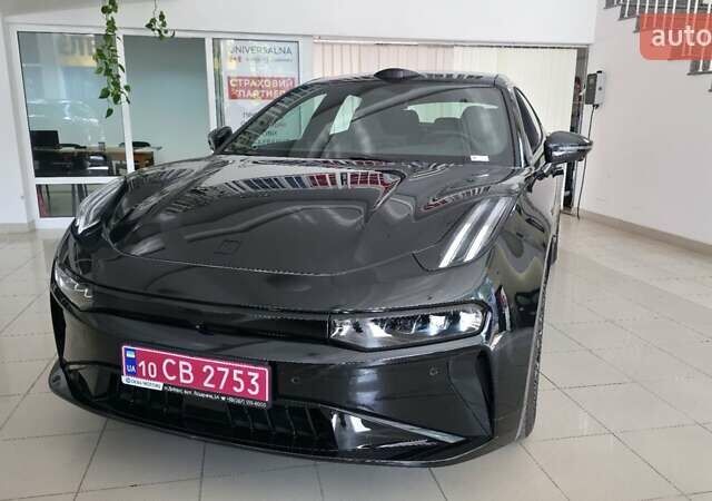 Чорний Zeekr 001, об'ємом двигуна 0 л та пробігом 9 тис. км за 36900 $, фото 2 на Automoto.ua
