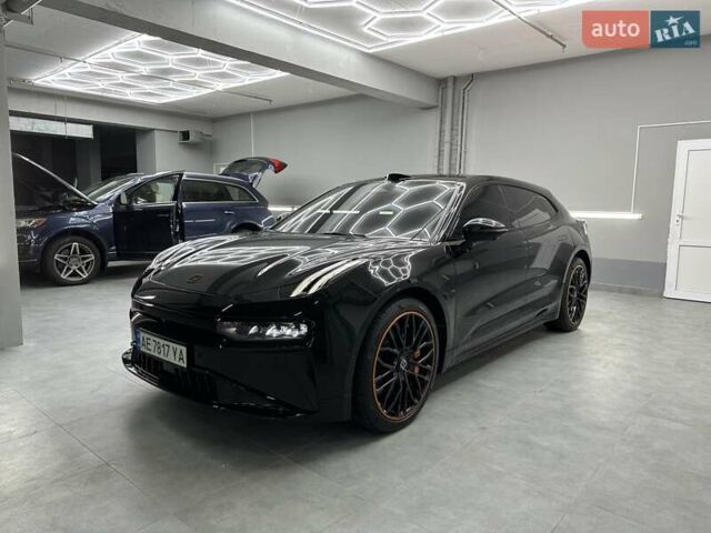 Zeekr 001 2024 у Дніпро (Дніпропетровську) на Automoto.ua Чорний Zeekr 001, об'ємом двигуна 0 л та пробігом 17 тис. км за 53000 $, фото 3 на Automoto.ua