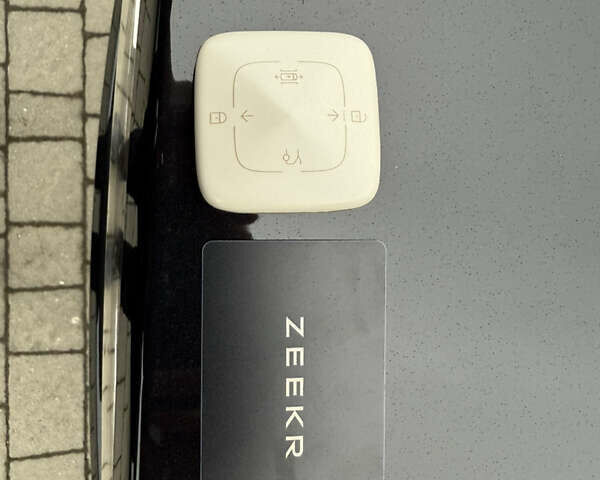 Черный Zeekr 001, объемом двигателя 0 л и пробегом 22 тыс. км за 37000 $, фото 20 на Automoto.ua