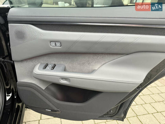 Черный Zeekr 001, объемом двигателя 0 л и пробегом 22 тыс. км за 37000 $, фото 13 на Automoto.ua