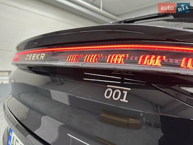 Zeekr 001 2024 у Дніпро (Дніпропетровську) на Automoto.ua Чорний Zeekr 001, об'ємом двигуна 0 л та пробігом 17 тис. км за 53000 $, фото 14 на Automoto.ua